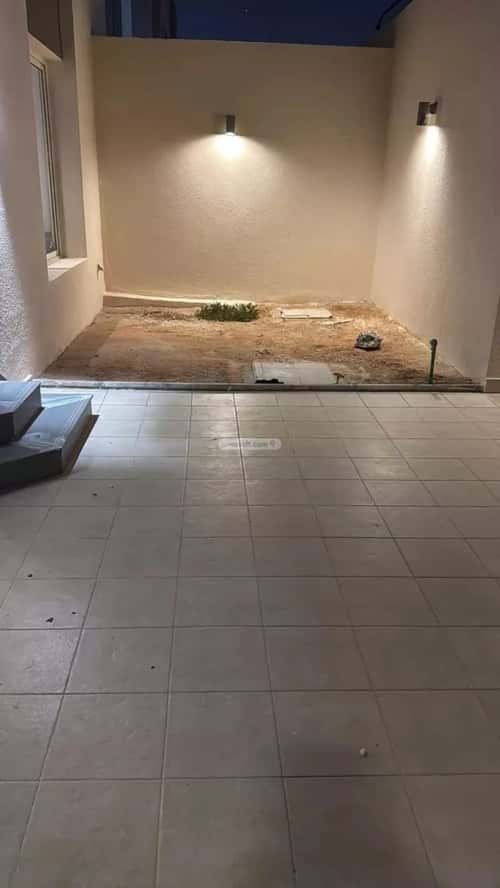 Villa 284.82 SQM Facing North with 7 Bedrooms Ar-Rimal, East Riyadh, Riyadh