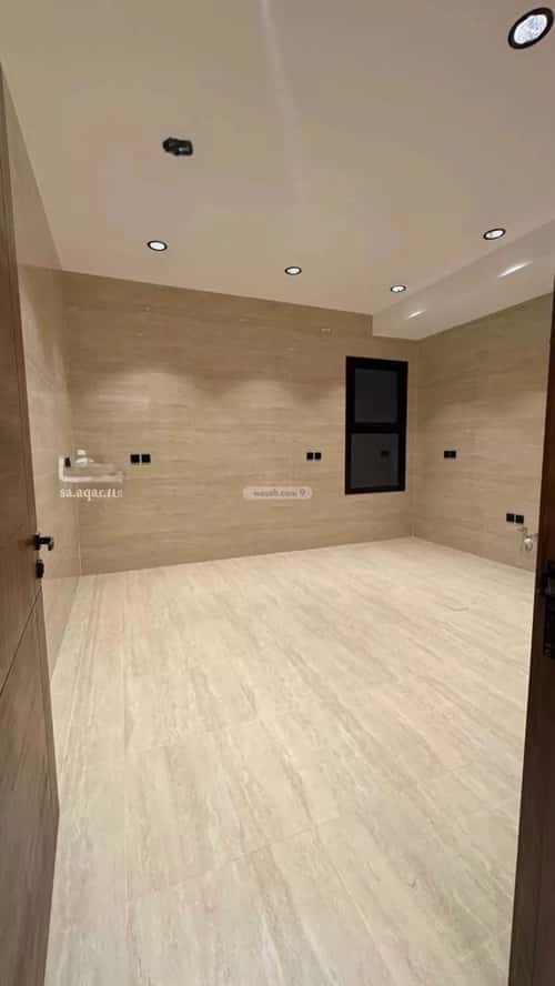 Floor 168.49 SQM with 5 Bedrooms Al-Maizaliyah, East Riyadh, Riyadh
