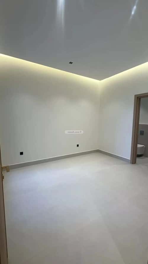 Villa 400 SQM Facing North on 20m Width Street Al-Mahdiyah, West Riyadh, Riyadh