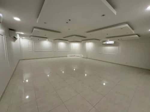 عمارة 608.85 متر مربع واجهة غربية العليا، الخبر