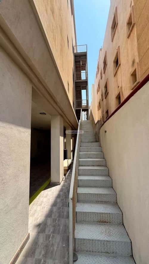 Building 608.85 SQM Facing West Al Ulya, Khobar