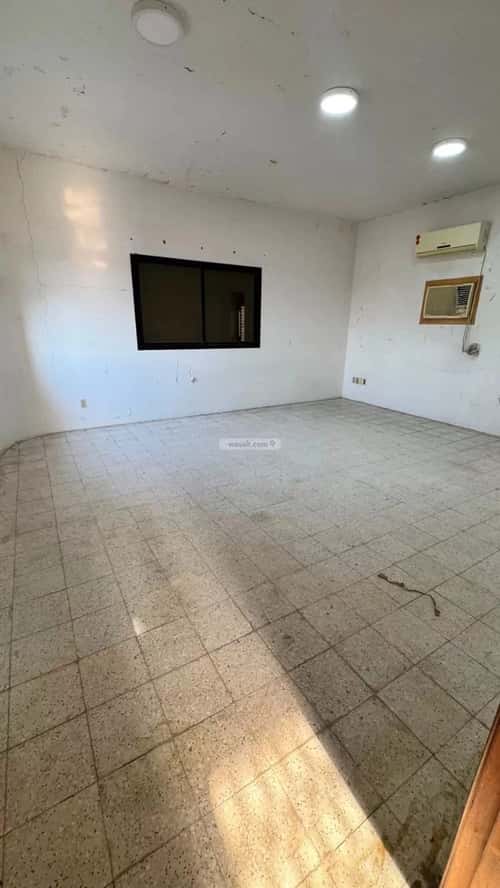 Villa 1192 SQM Facing North with 7 Bedrooms Al Hezam Al Thahaby, Khobar