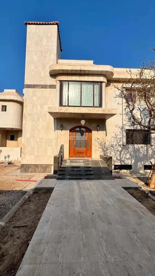 فيلا 1192 متر مربع واجهة شمالية ب 7 غرف الحزام الذهبي، الخبر