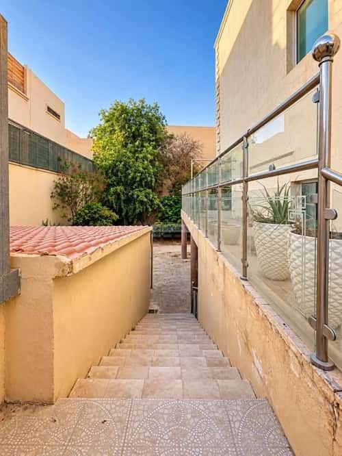 Villa 660 SQM Facing South on 12m Width Street Ar-Rabwah, Central Riyadh, Riyadh