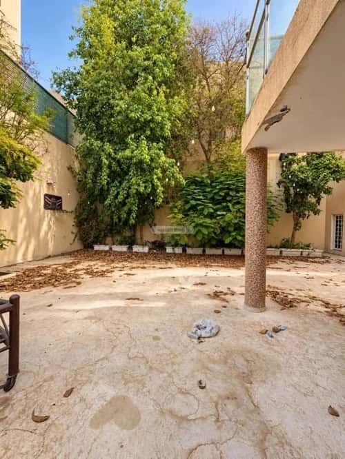 فيلا 660 متر مربع جنوبية على شارع 12م الربوة، وسط الرياض، الرياض