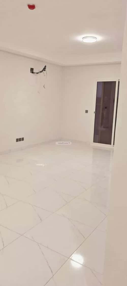 شقة 354.5 متر مربع ب 7 غرف الإسكان الشمالي، الدمام