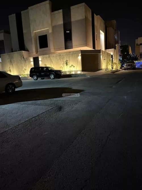 Villa 400 SQM with 7 Bedrooms Al-Mahdiyah, West Riyadh, Riyadh