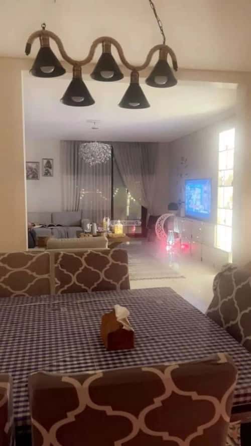 فيلا 550 متر مربع غربية على شارع 15م الياقوت، شمال جدة، جدة