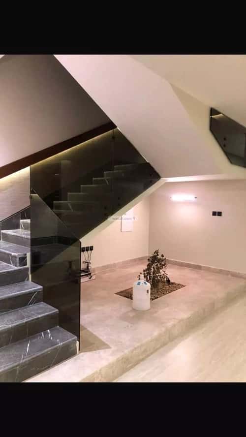 Villa 360 SQM Facing South on 20m Width Street Al-Mahdiyah, West Riyadh, Riyadh