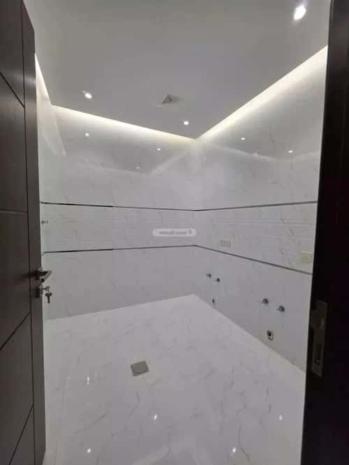 Villa 369.73 SQM Facing East on 32m Width Street Al-Wafaa, East Jeddah, Jeddah