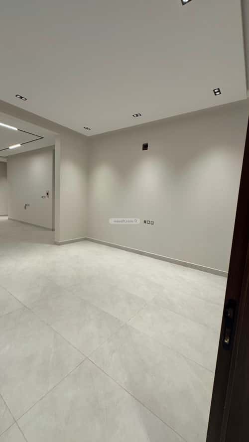 Floor 238.78 SQM with 3 Bedrooms Al-Khaleej, East Riyadh, Riyadh