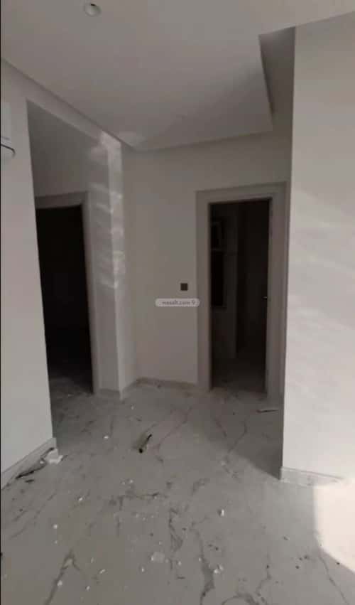عمارة 348.76 متر مربع واجهة غربية العقربية، الخبر