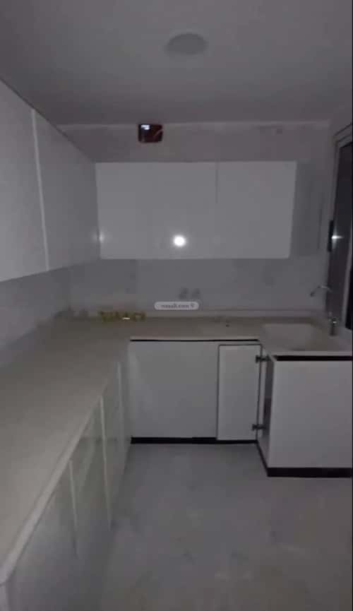 عمارة 348.76 متر مربع واجهة شرقية العقربية، الخبر