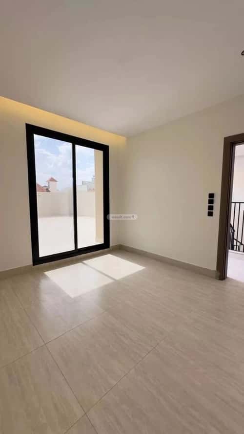 Villa 568.91 SQM Facing West on 25m Width Street Al Jameayeen, Khamis Mushait