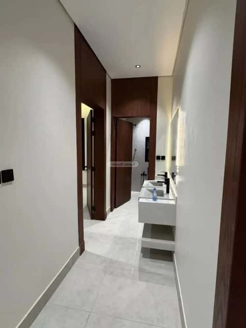 Floor 196.62 SQM with 5 Bedrooms Al-Maizaliyah, East Riyadh, Riyadh