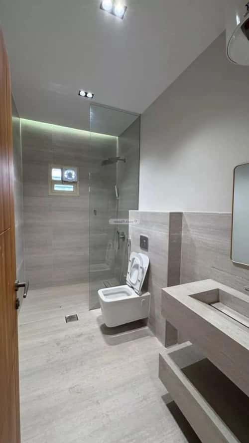 Floor 625 SQM with 4 Bedrooms King Faisal, East Riyadh, Riyadh