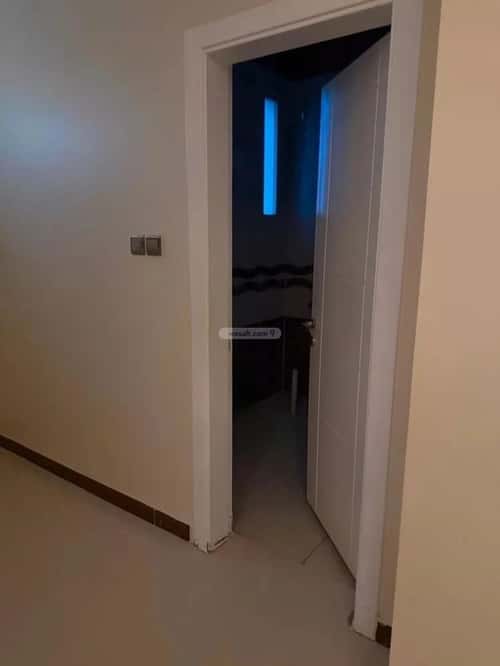 Villa 250 SQM Facing South with 6 Bedrooms Al-Yarmuk, East Riyadh, Riyadh