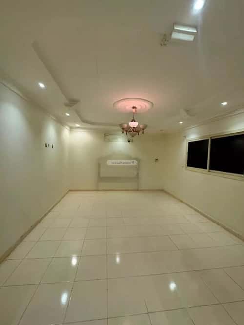Floor 500 SQM with 5 Bedrooms Ishbiliyah, East Riyadh, Riyadh
