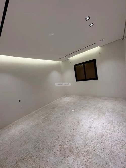Floor 320 SQM with 5 Bedrooms Ishbiliyah, East Riyadh, Riyadh