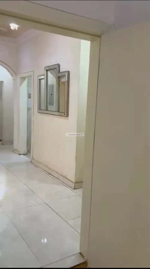 شقة 500 متر مربع ب 4 غرف إشبيلية، شرق الرياض، الرياض