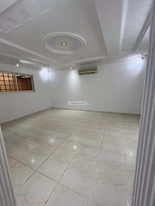 Floor 528 SQM with 6 Bedrooms Al-Khaleej, East Riyadh, Riyadh