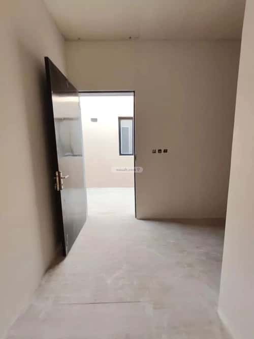 عمارة 2500 متر مربع واجهة جنوبية الرمال، شرق الرياض، الرياض
