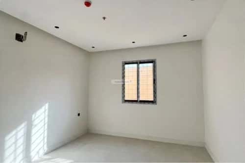 Building 1634 SQM Facing East Ar-Rimal, East Riyadh, Riyadh