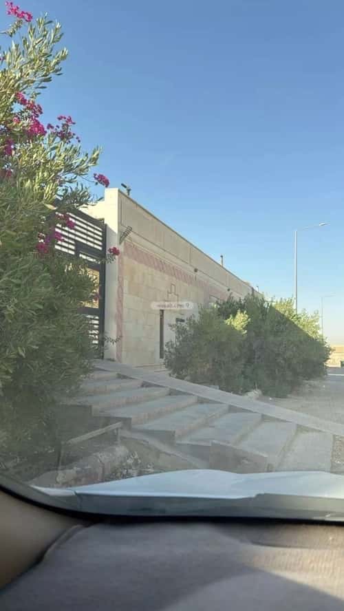 عمارة 3000 متر مربع واجهة شمالية الرمال، شرق الرياض، الرياض