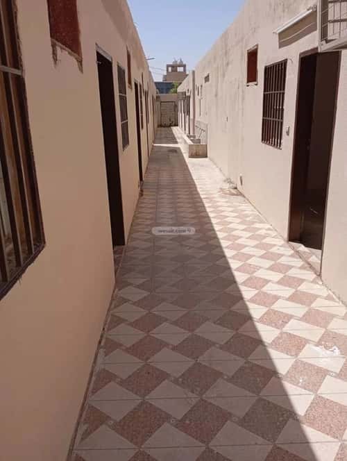 عمارة 1500 متر مربع واجهة غربية الرمال، شرق الرياض، الرياض