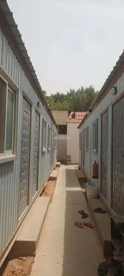 عمارة 2500 متر مربع واجهة شرقية الرمال، شرق الرياض، الرياض