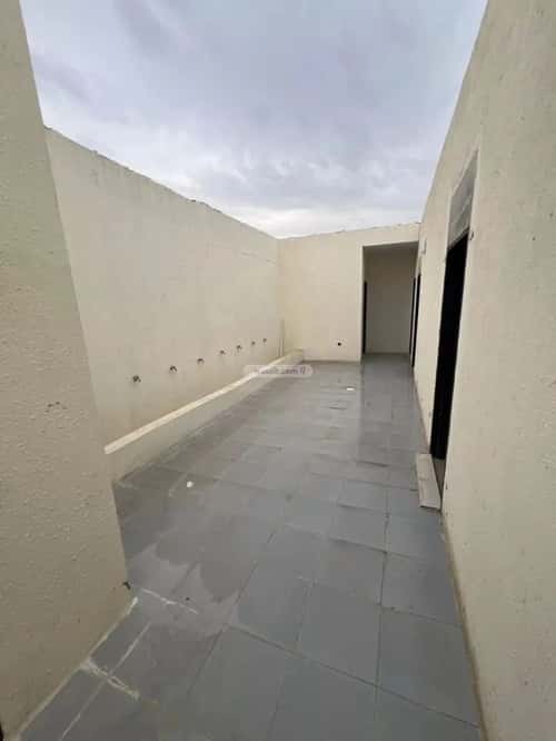 عمارة 3500 متر مربع واجهة شمالية الرمال، شرق الرياض، الرياض