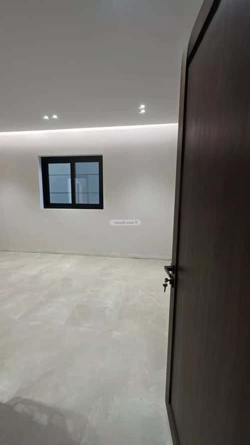 Villa 450 SQM Facing East with 5 Bedrooms Dahiat Namar, West Riyadh, Riyadh