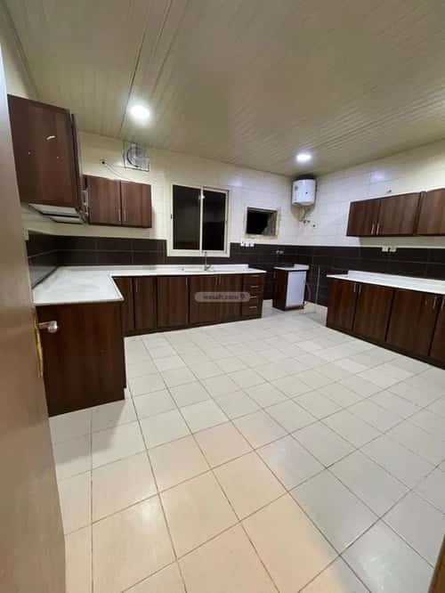 Apartment 750 SQM with 4 Bedrooms Al Manar, Aldammam