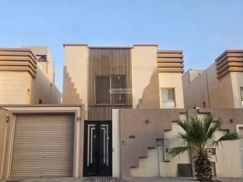فيلا 323.13 متر مربع شمالية على شارع 20م الشعلة، الدمام