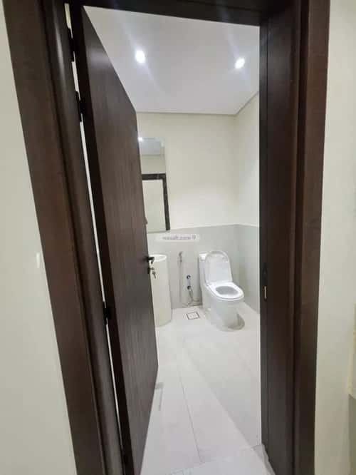 Villa 250 SQM Facing North with 6 Bedrooms Al Manar, Aldammam
