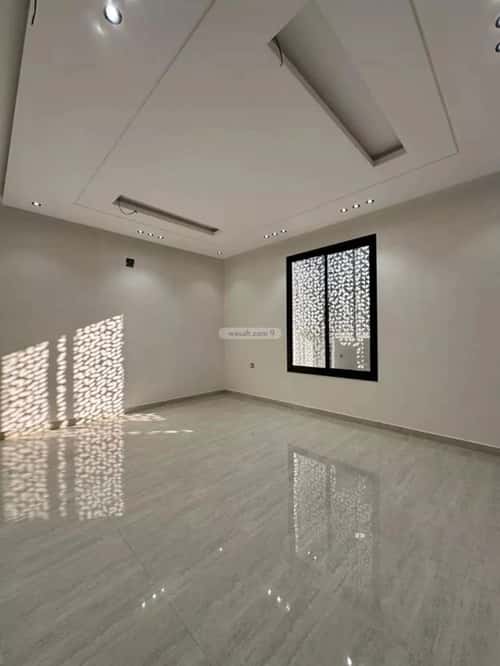 Floor 81.62 SQM with 5 Bedrooms Al-Hazm, West Riyadh, Riyadh