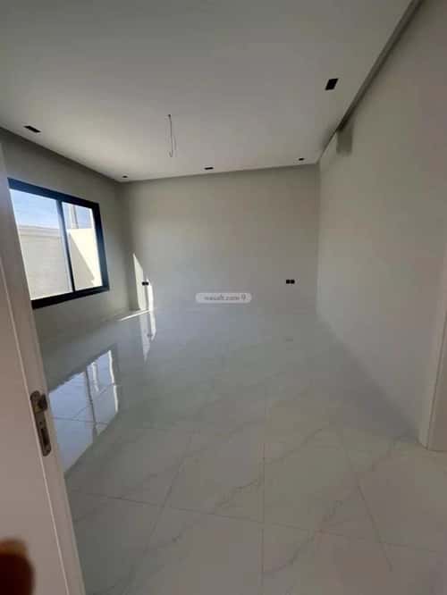 Floor 630 SQM with 4 Bedrooms Al Rawdah, Al-Majma'Ah