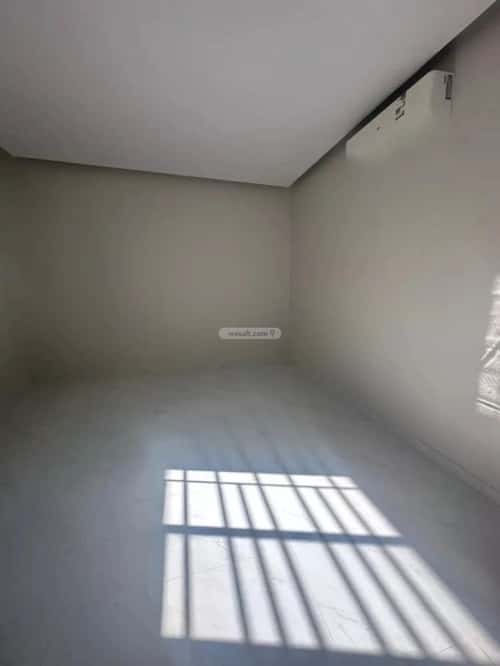 Floor 630 SQM with 4 Bedrooms Al Rawdah, Al-Majma'Ah