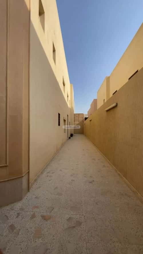 Villa 420 SQM Facing North with 6 Bedrooms Al-Yasmeen, North Riyadh, Riyadh