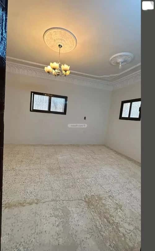 Floor 500 SQM with 5 Bedrooms Al-Quds, East Riyadh, Riyadh
