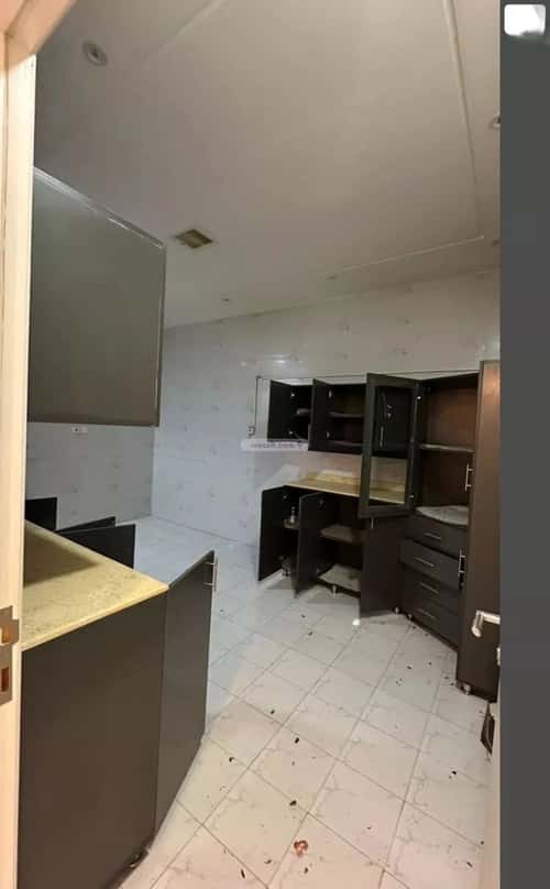 دور 630 متر مربع ب 4 غرف الروضة، شرق الرياض، الرياض