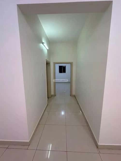 Building 750 SQM Facing West Al-Khaleej, East Riyadh, Riyadh