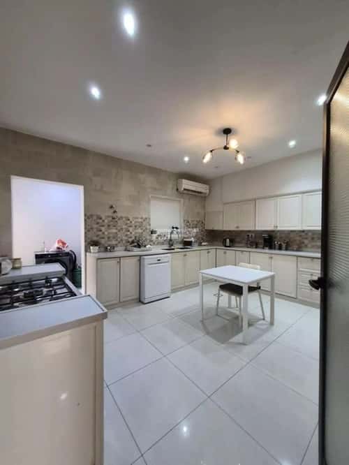 Villa 420 SQM Facing West Al Shooalah, Aldammam