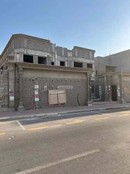 فيلا 765.34 متر مربع شمالية على شارع 18م الحسام، الدمام