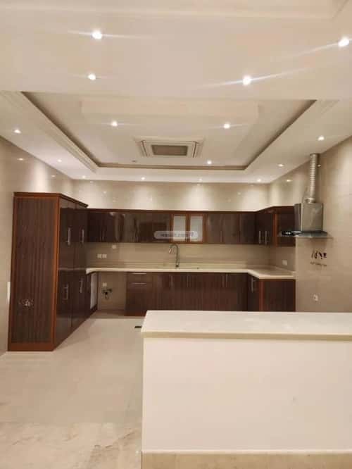 Floor 450 SQM with 4 Bedrooms Al-Malqa, North Riyadh, Riyadh