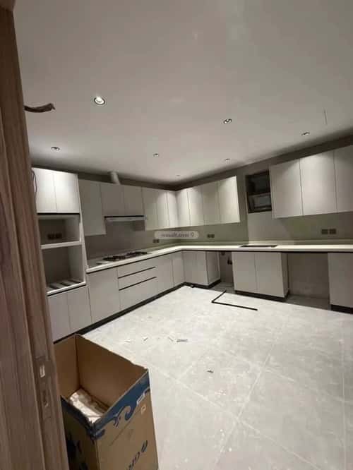 Building 400 SQM Facing North Dahrat Laban, West Riyadh, Riyadh
