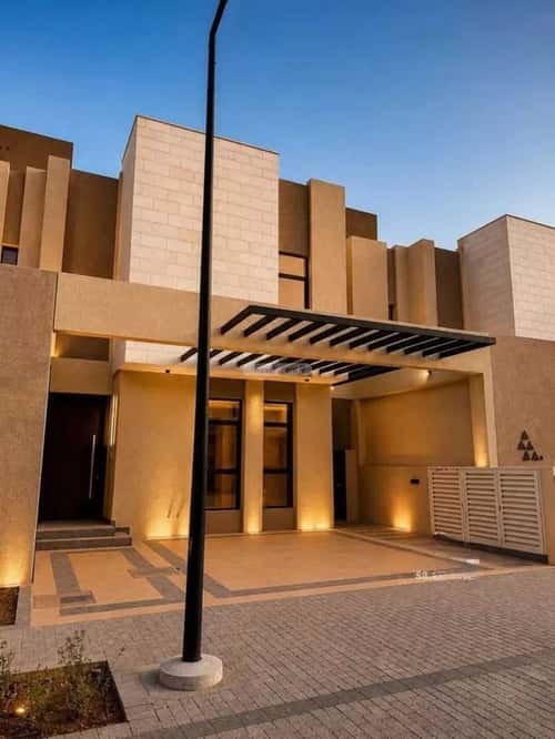فيلا 300 متر مربع شمالية على شارع 12م سدرة، الرياض