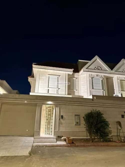 Villa 250 SQM Facing West with 5 Bedrooms Ghirnatah, East Riyadh, Riyadh