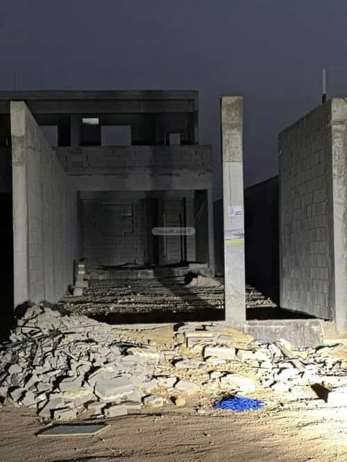 Rest House 525 SQM Facing North on 15m Width Street Al-Khear, North Riyadh, Riyadh