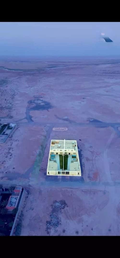 Rest House 1550 SQM Facing South on 20m Width Street Al-Khear, North Riyadh, Riyadh